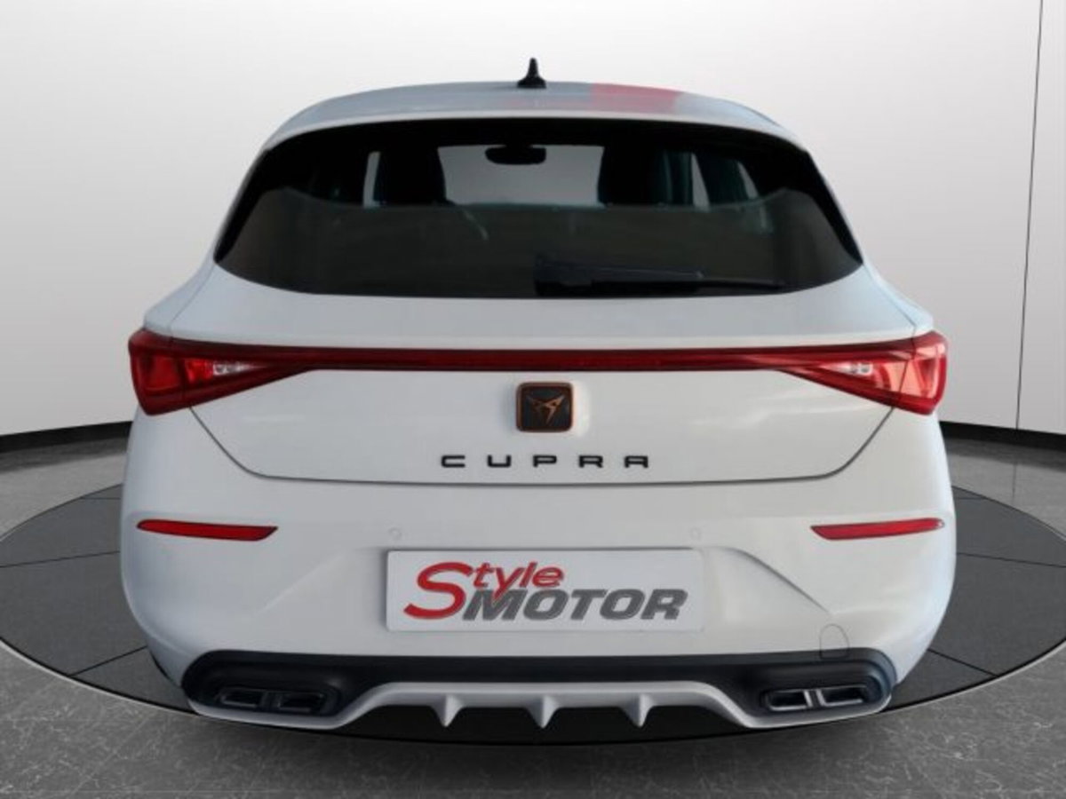 Cupra Leon Leon 1.5 hybrid 150cv dsg (17)