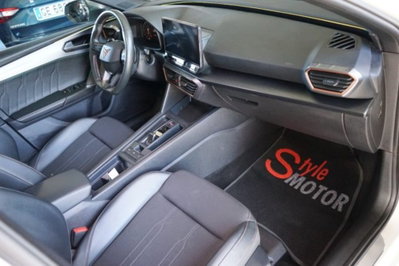 Cupra Leon Leon 1.5 hybrid 150cv dsg (7)