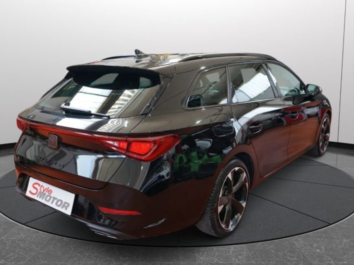 Cupra Leon Station Wagon Leon Sportstourer 1.5 hybrid 150cv dsg (16)
