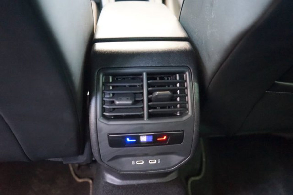 Cupra Leon Station Wagon Leon Sportstourer 1.5 hybrid 150cv dsg (14)