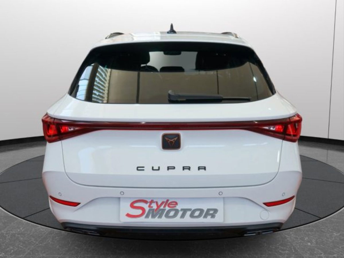 Cupra Leon Station Wagon Leon Sportstourer 1.5 hybrid 150cv dsg (17)