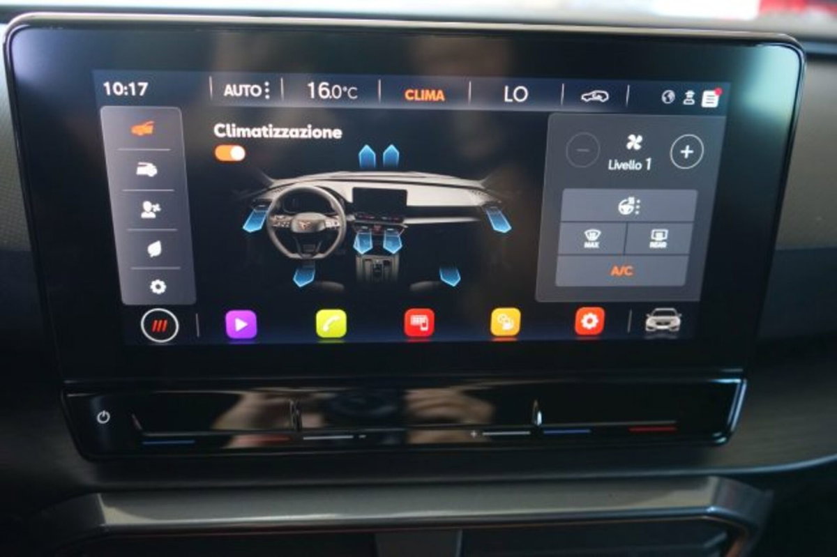 Cupra Leon Station Wagon Leon Sportstourer 1.5 hybrid 150cv dsg (10)