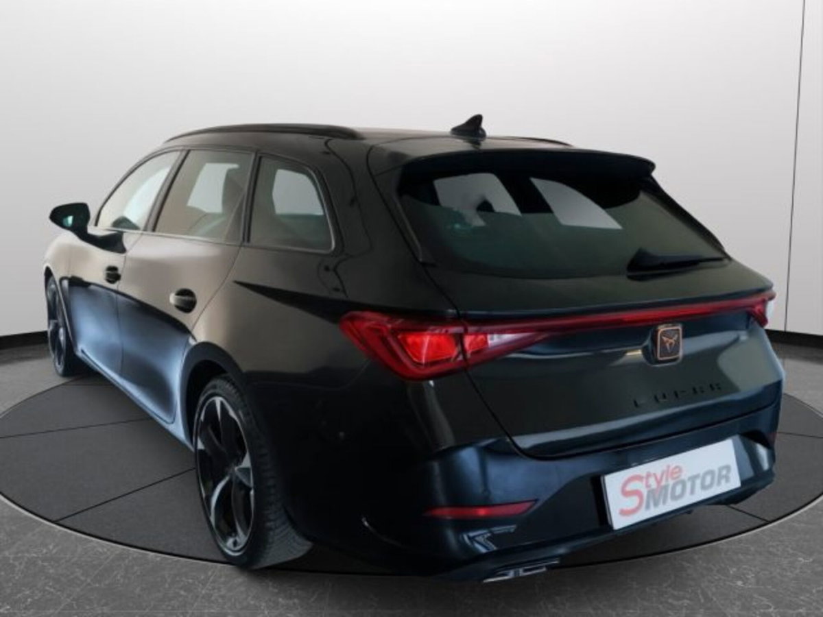 Cupra Leon Station Wagon Leon Sportstourer 1.5 hybrid 150cv dsg (17)