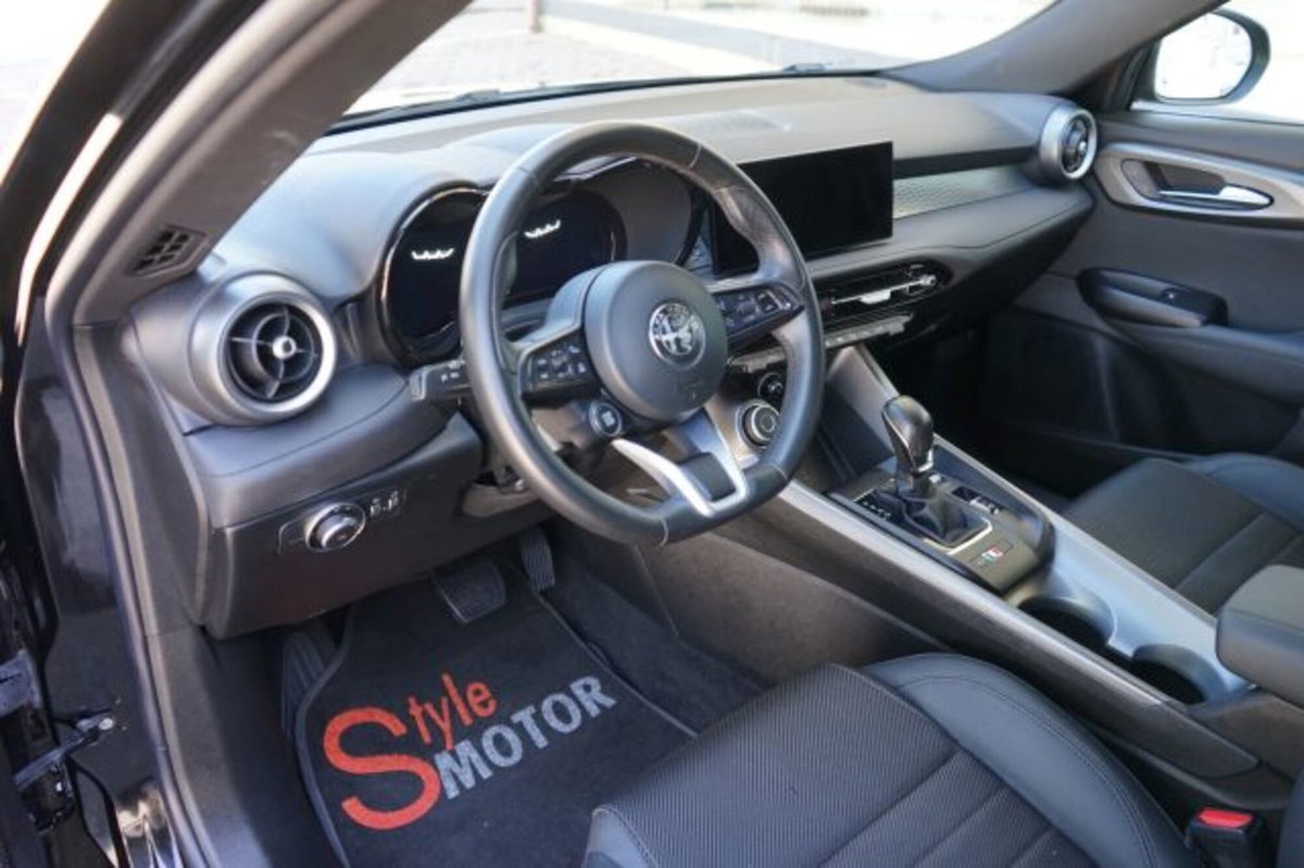 Alfa Romeo Tonale 1.5 hybrid Sprint 130cv tct7 (9)