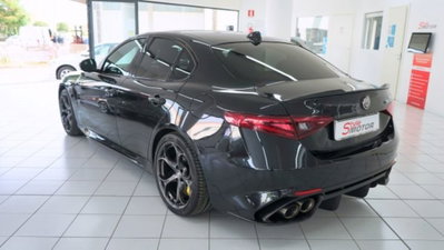 Alfa Romeo Giulia 2.9 T V6 Quadrifoglio (3)