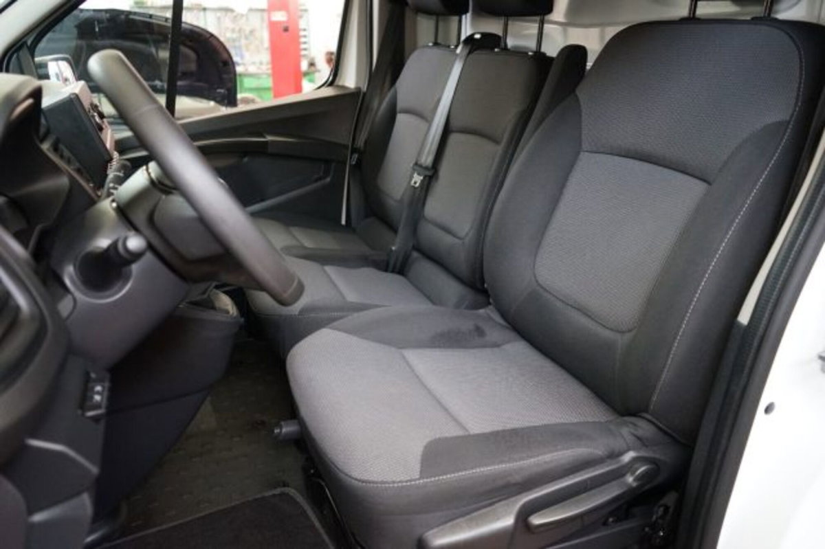 Renault Trafic Furgone T27 2.0 dCi 110CV PC-TN Furgone Ice Plus (7)