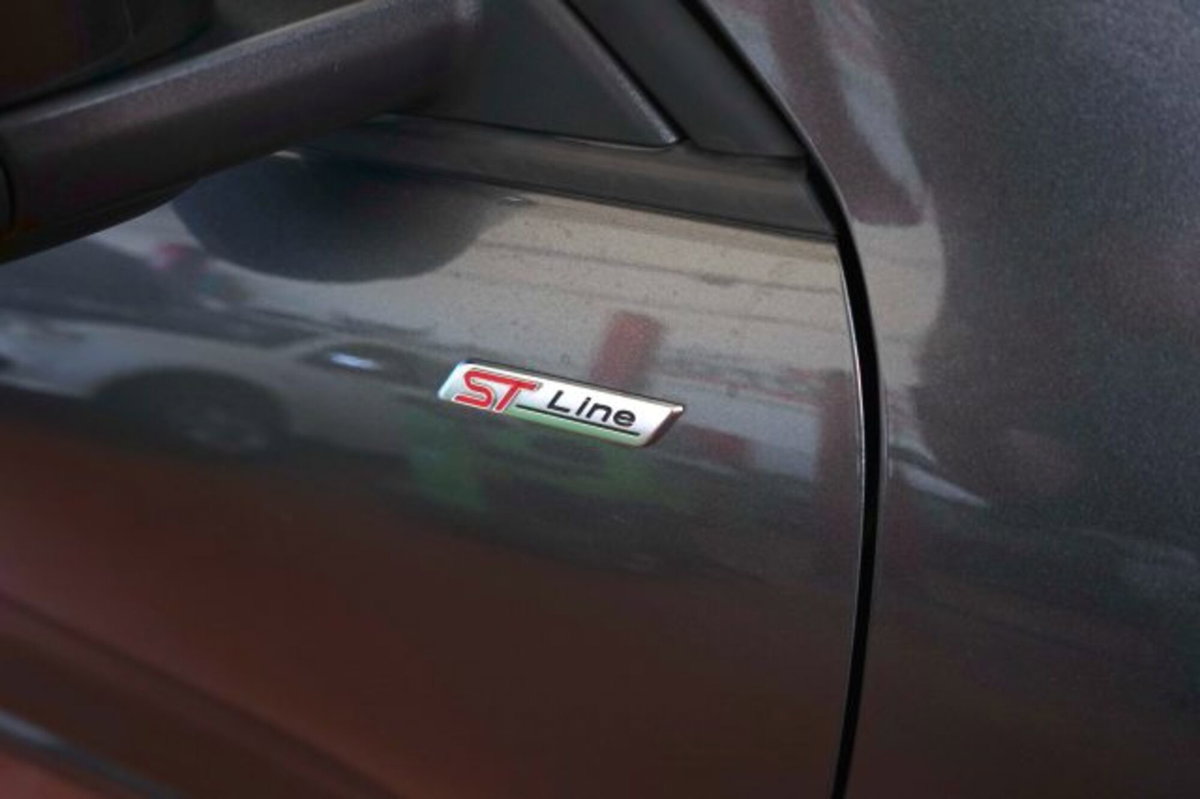 Ford Kuga 2.5 Full Hybrid 190 CV CVT 2WD ST-Line Design (20)
