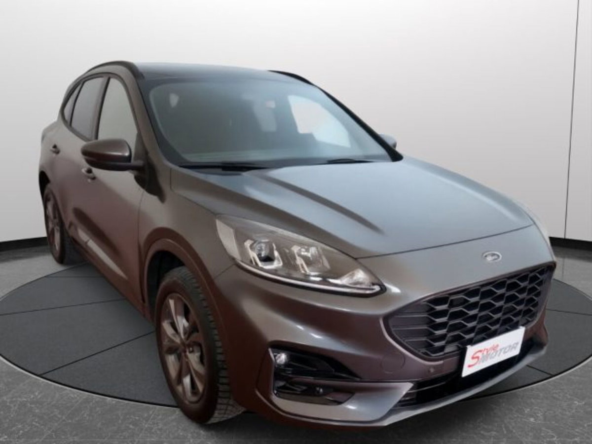 Ford Kuga 2.5 Full Hybrid 190 CV CVT 2WD ST-Line Design (3)