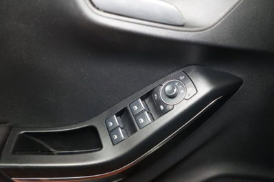 Ford Puma 1.0 EcoBoost Hybrid 125 CV S&S aut. ST-Line Design (18)