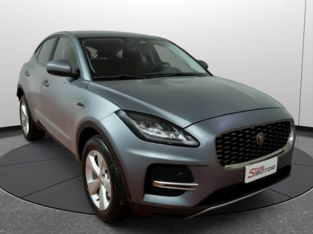 Jaguar E-Pace 2.0D I4 163 CV AWD Auto (2)