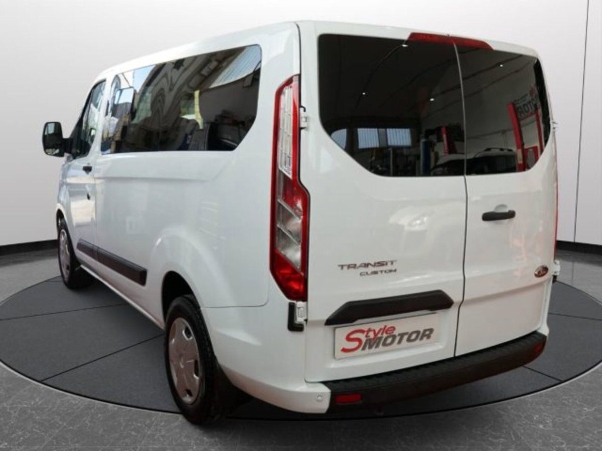 Ford Transit Custom Furgone 320 2.0 EcoBlue 130 PC Furgone Titanium (4)