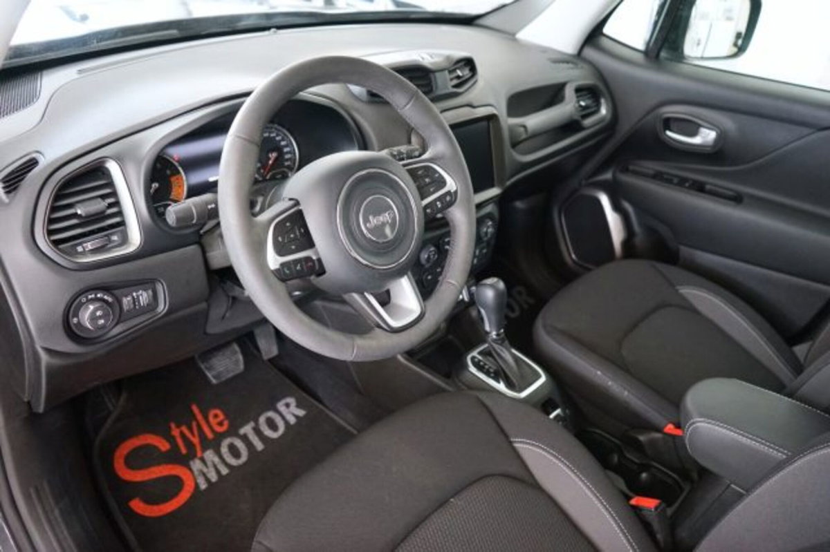 Jeep Renegade 1.5 Turbo T4 MHEV Limited (6)