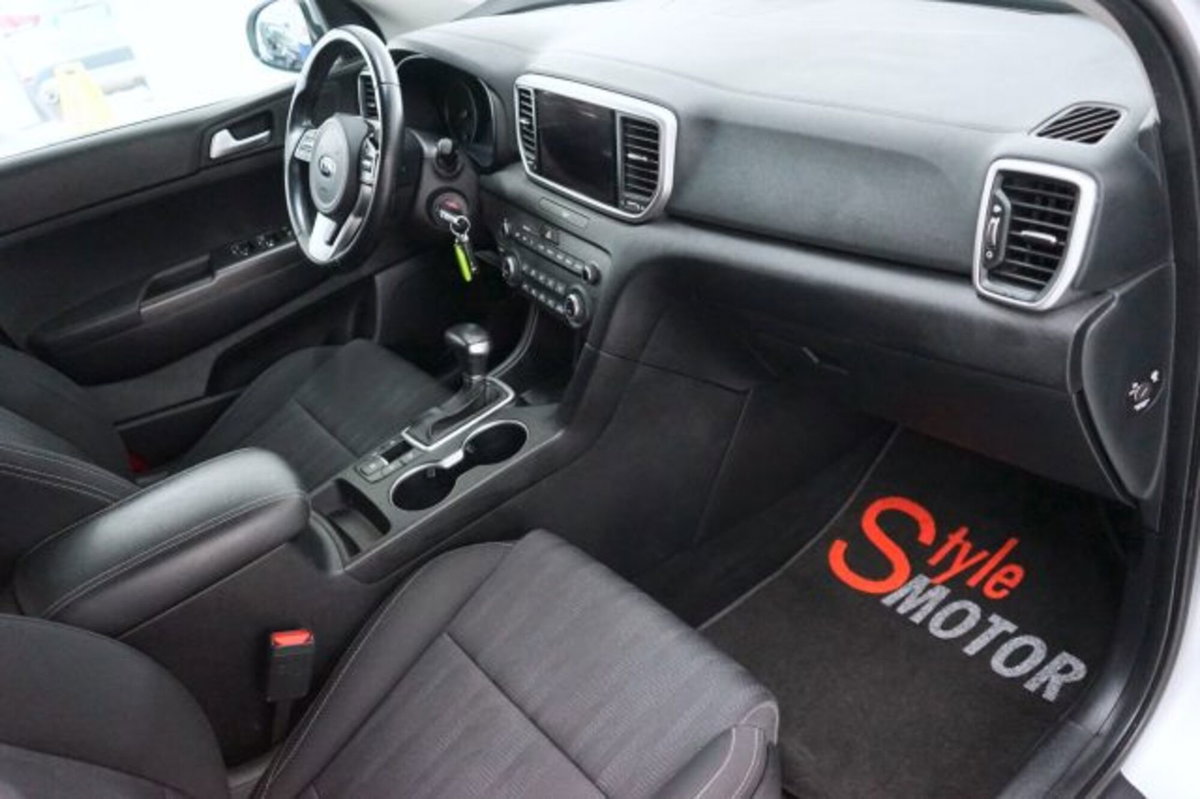 Kia Sportage 1.6 CRDI 136 CV 2WD Mild Hybrid Business Class (8)