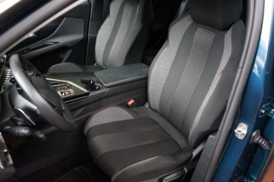 Peugeot 3008 BlueHDi 130 S&S EAT8 Active Business (10)