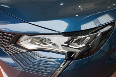 Peugeot 3008 BlueHDi 130 S&S EAT8 Active Business (19)