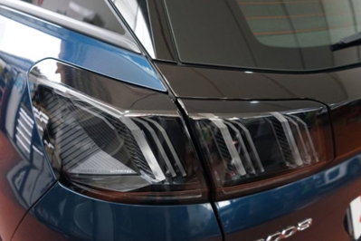 Peugeot 3008 BlueHDi 130 S&S EAT8 Active Business (20)