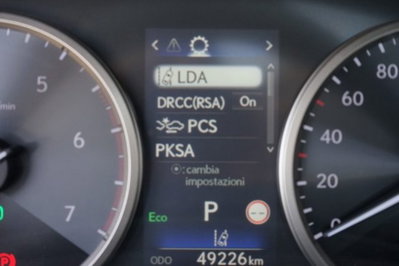 Lexus NX Hybrid 4WD Premium (12)