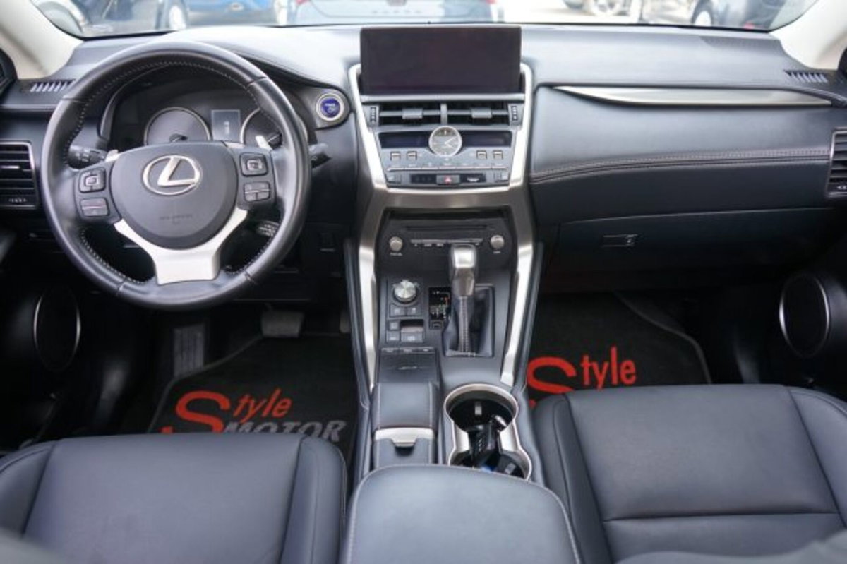 Lexus NX Hybrid 4WD Premium (5)