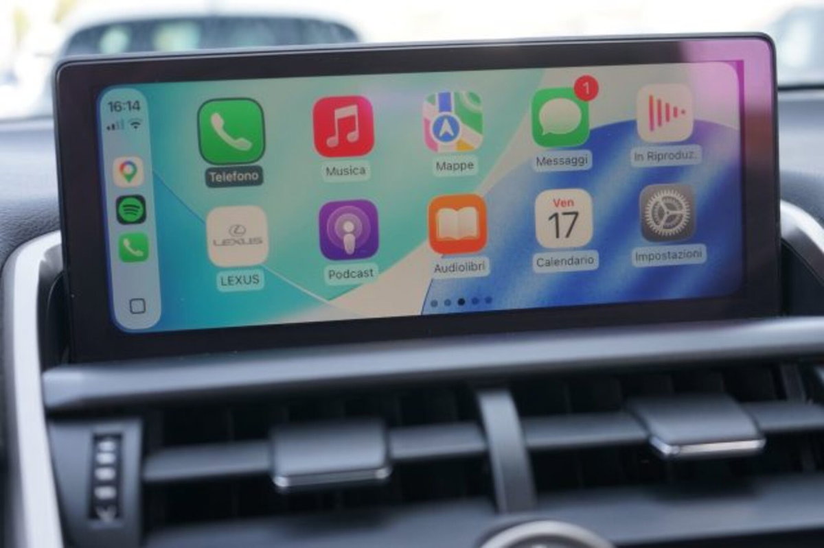 Lexus NX Hybrid 4WD Premium (8)