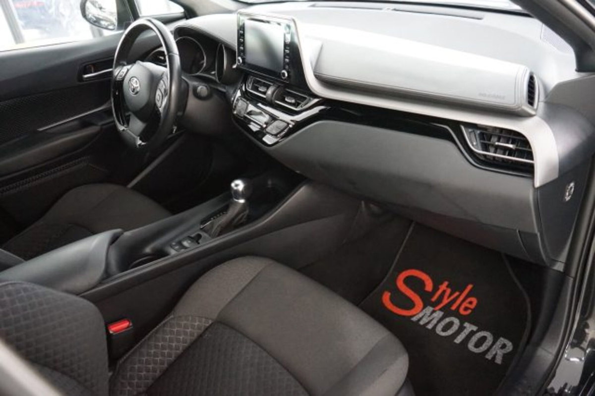 Toyota Toyota C-HR 1.8 Hybrid E-CVT Active (7)
