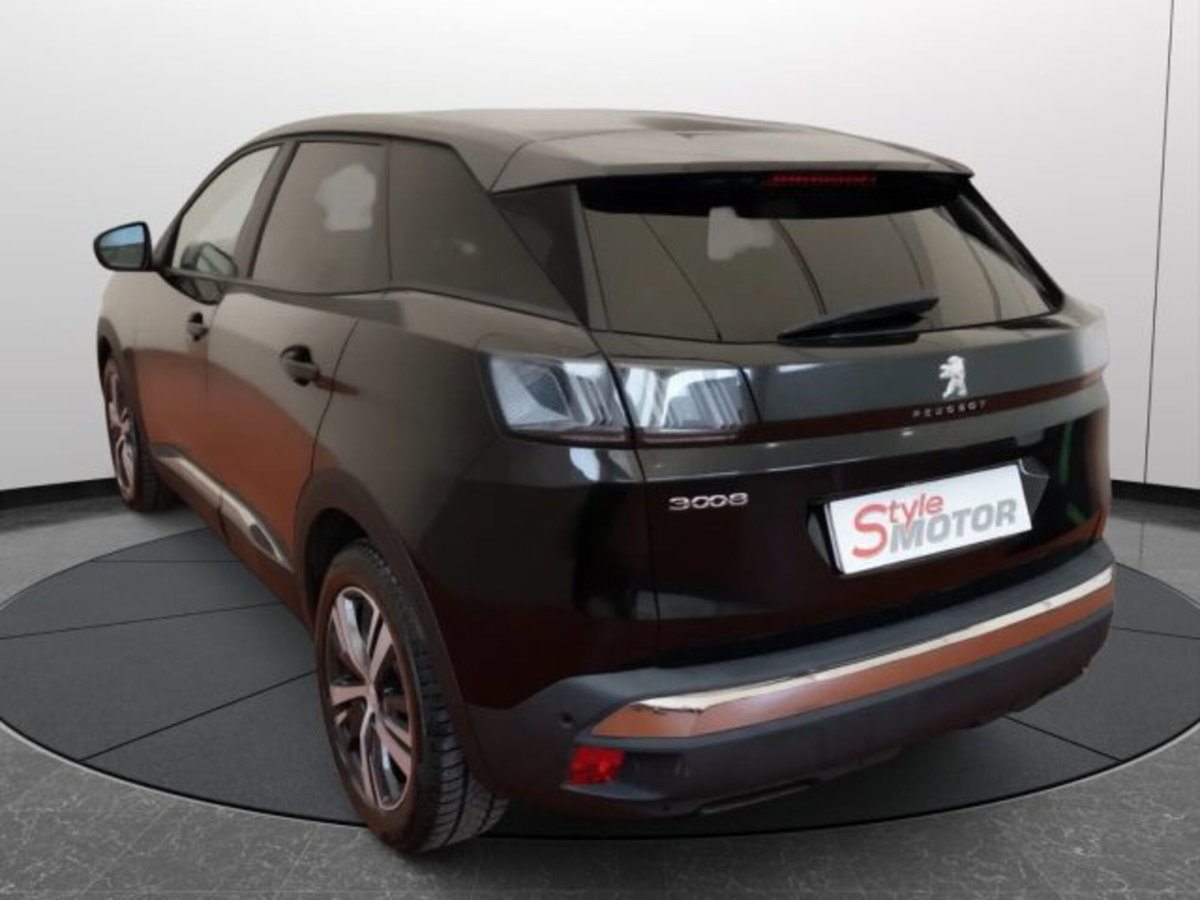 Peugeot 3008 BlueHDi 130 S&S Allure Pack (16)