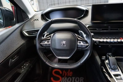 Peugeot 3008 BlueHDi 130 S&S Allure Pack (18)
