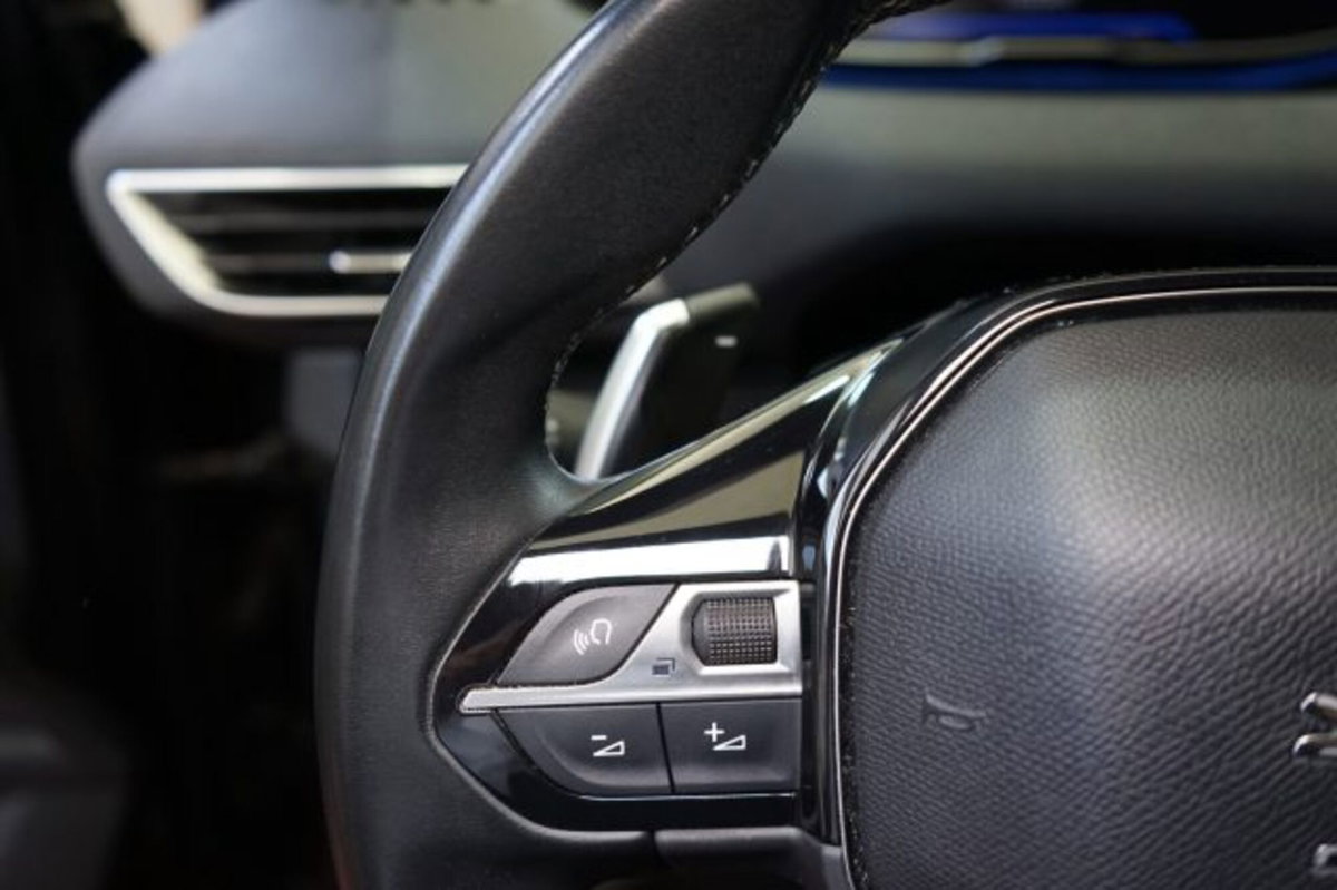 Peugeot 3008 BlueHDi 130 S&S Allure Pack (20)