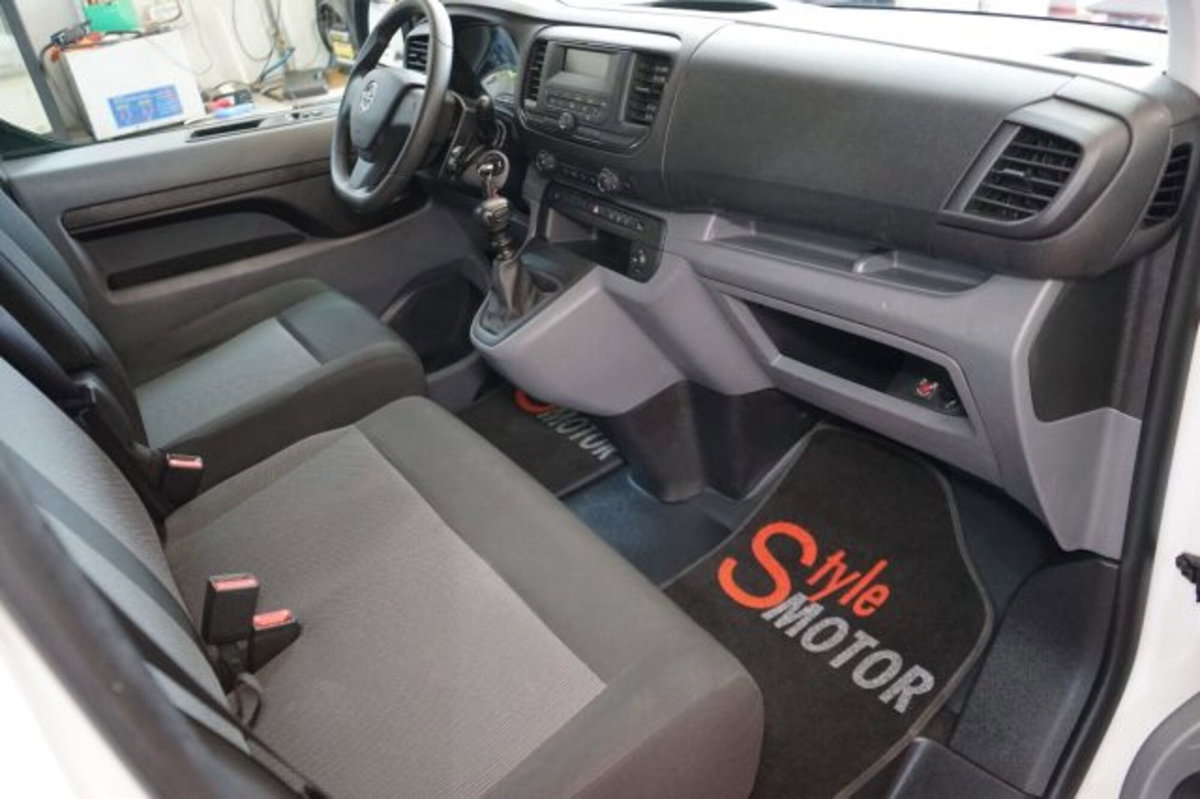 Opel Vivaro 2.0 Diesel 145CV S&S PL-SL-TN L (14)