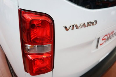 Opel Vivaro 2.0 Diesel 145CV S&S PL-SL-TN L (19)