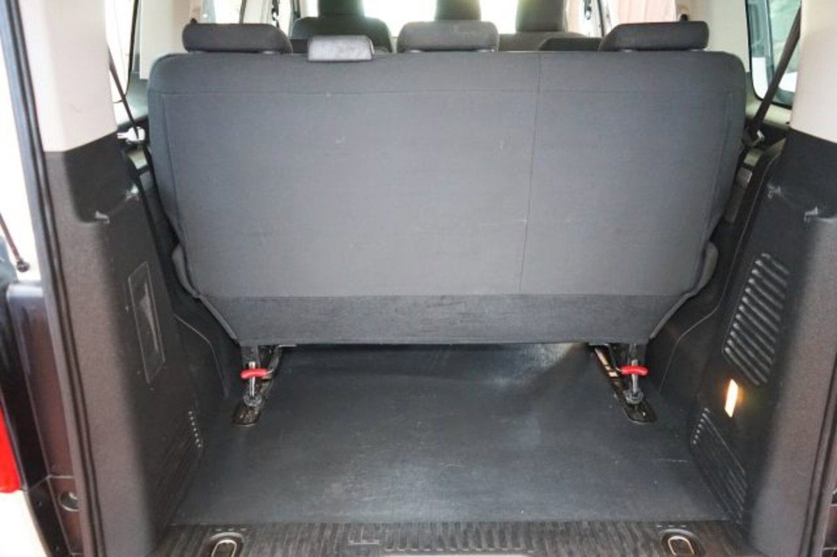 Opel Vivaro 2.0 Diesel 145CV S&S PL-SL-TN L (8)