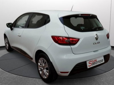 Renault Clio dCi 8V 75 CV 5 porte Moschino Life (16)