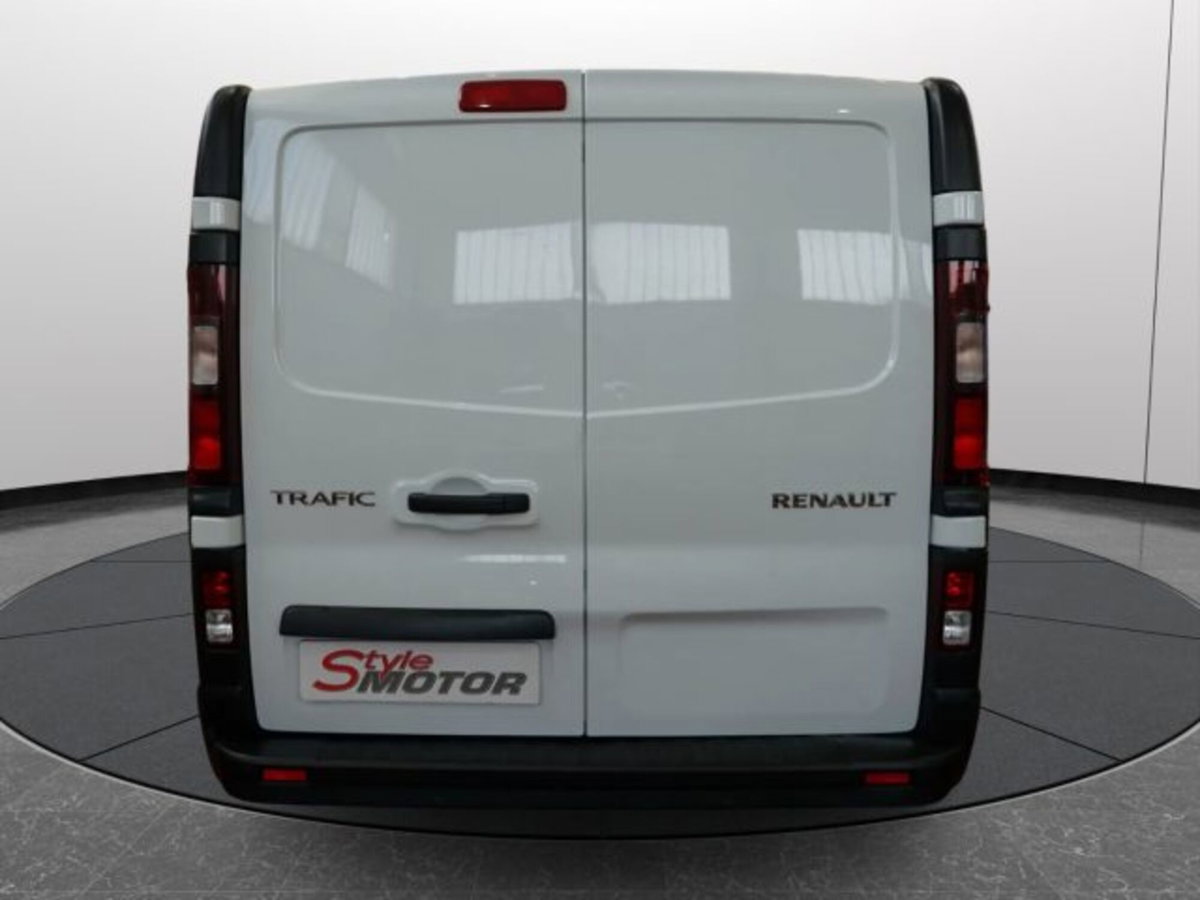 Renault Trafic Furgone van T27 2.0 blue dci 110cv L1H1 (13)