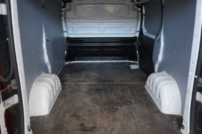 Renault Trafic Furgone van T27 2.0 blue dci 110cv L1H1 (8)