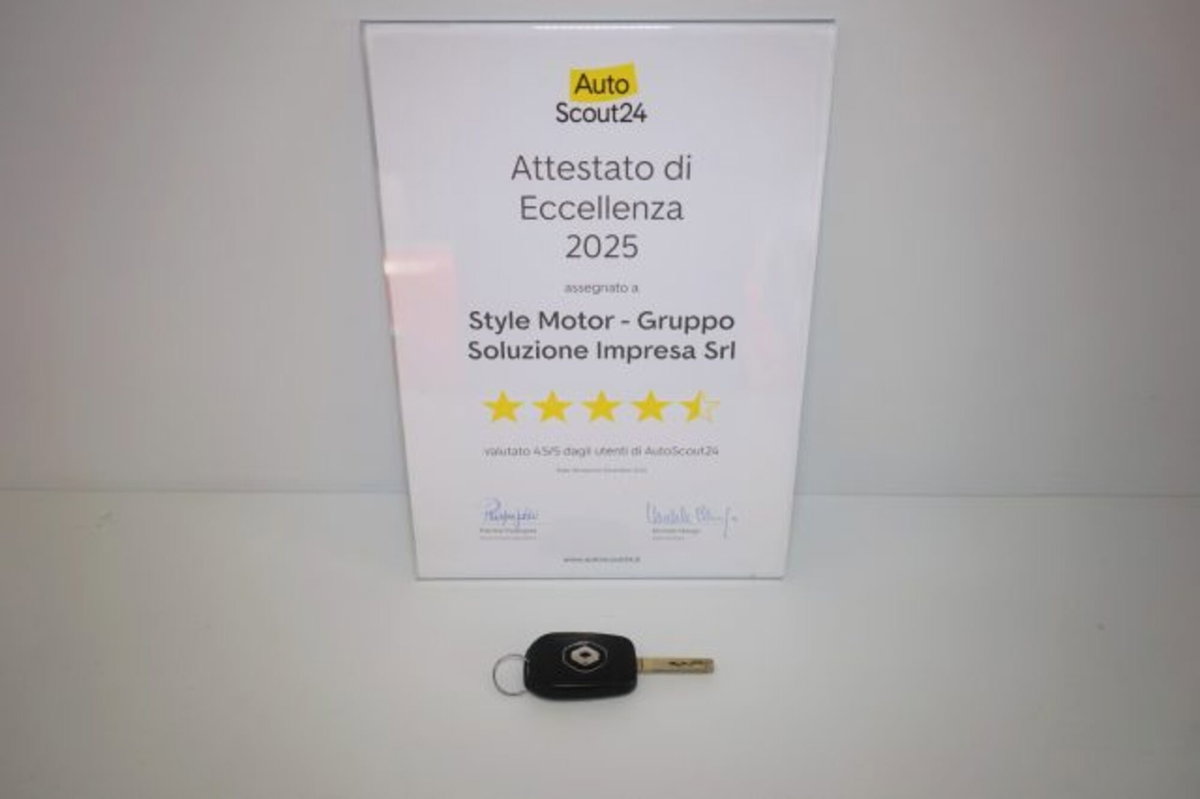 Renault Trafic Furgone van T27 2.0 blue dci 110cv L1H1 (13)