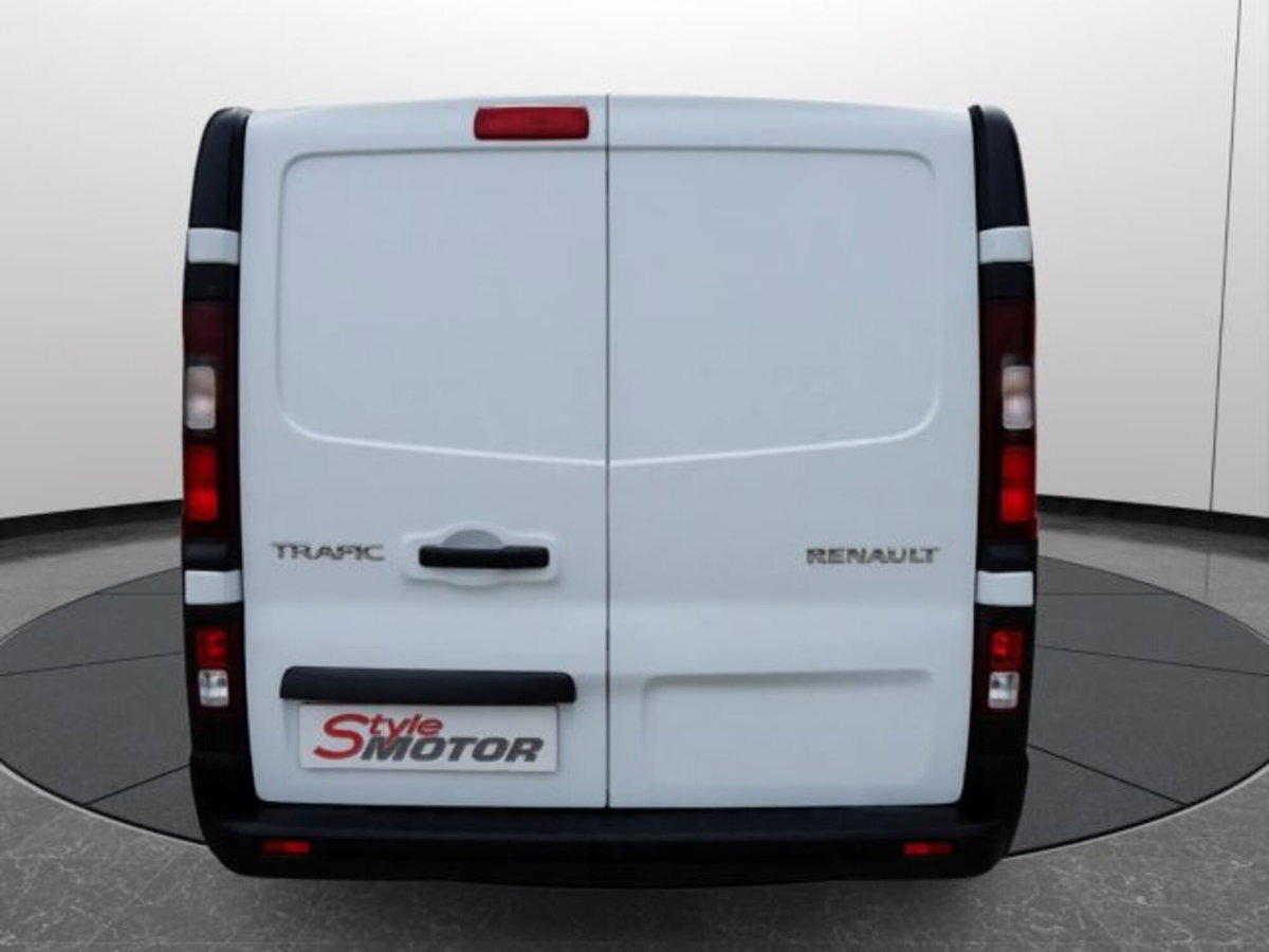Renault Trafic Furgone van T27 2.0 blue dci 110cv L1H1 (4)