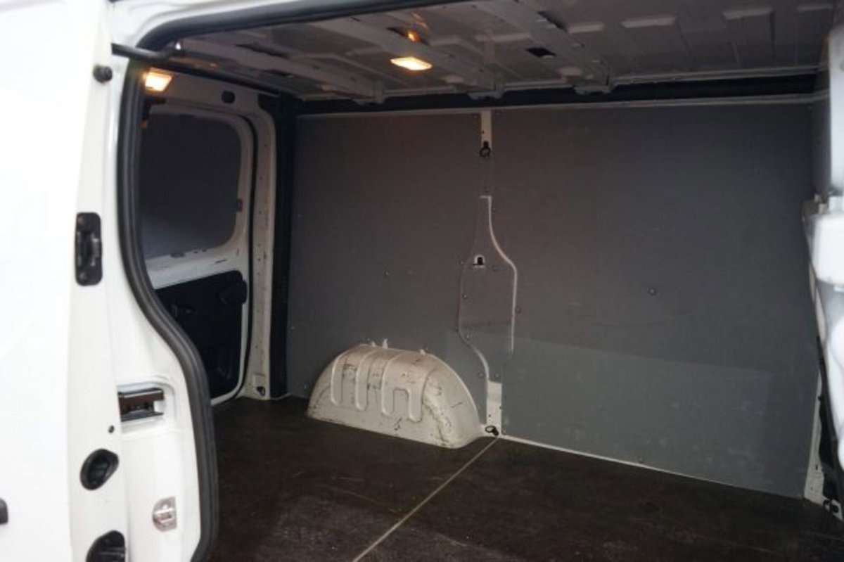 Renault Trafic Furgone T27 2.0 dCi 110CV PC-TN-DC Furgone Ice Plus (12)