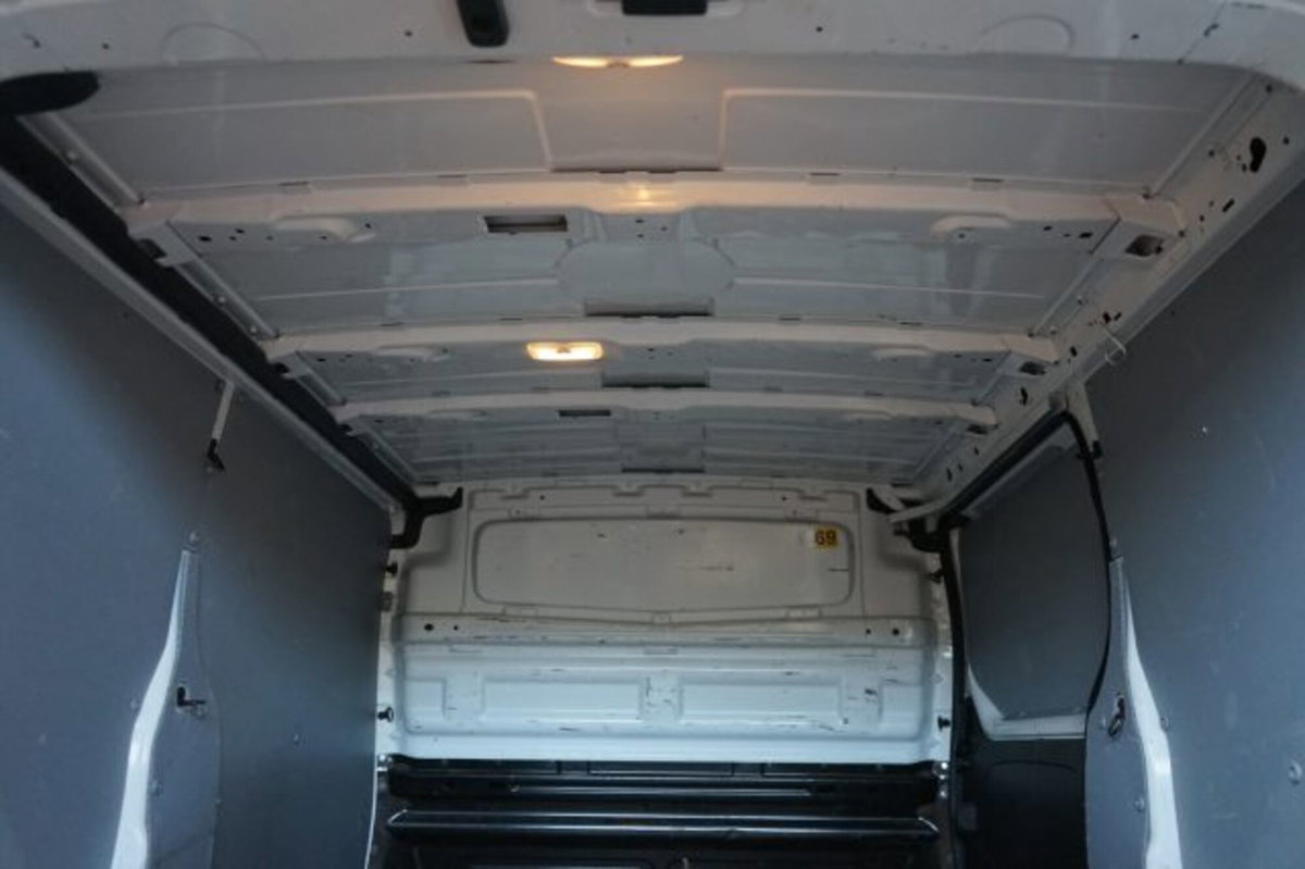 Renault Trafic Furgone T27 2.0 dCi 110CV PC-TN-DC Furgone Ice Plus (13)
