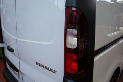 Renault Trafic Furgone T27 2.0 dCi 110CV PC-TN-DC Furgone Ice Plus (18)