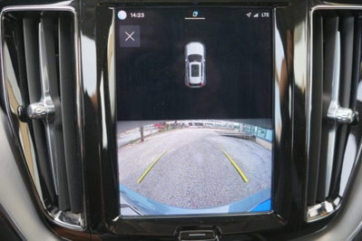 Volvo XC60 B4 (d) AWD automatico Core N1 (10)