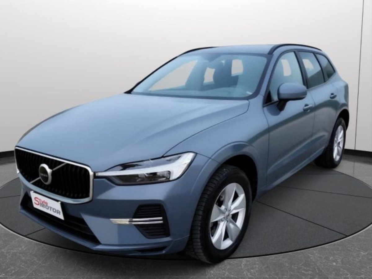 Volvo XC60 B4 (d) AWD automatico Core N1 (17)