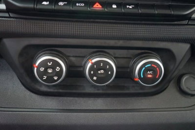 Renault Trafic Furgone T27 2.0 dCi 110CV PC-TN Furgone Ice Plus (11)