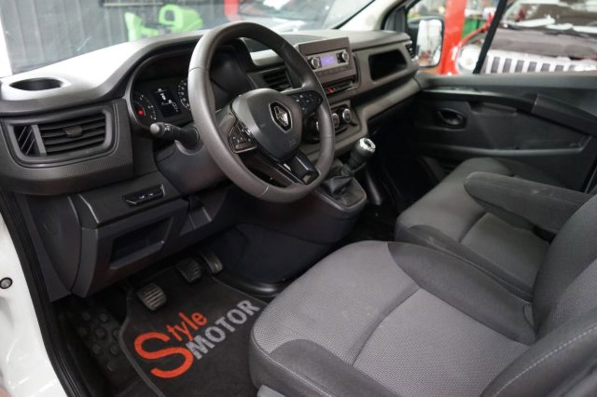 Renault Trafic Furgone T27 2.0 dCi 110CV PC-TN Furgone Ice Plus (6)