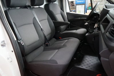 Renault Trafic Furgone T27 2.0 dCi 110CV PC-TN Furgone Ice Plus (9)