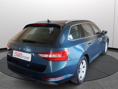 Skoda Superb Station Wagon 2.0 TDI EVO 122 CV SCR DSG Wagon Executive (16)