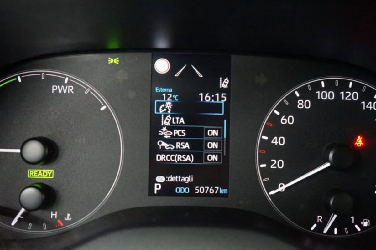 Toyota Yaris Cross 1.5 Hybrid 5p. E-CVT Premiere (11)