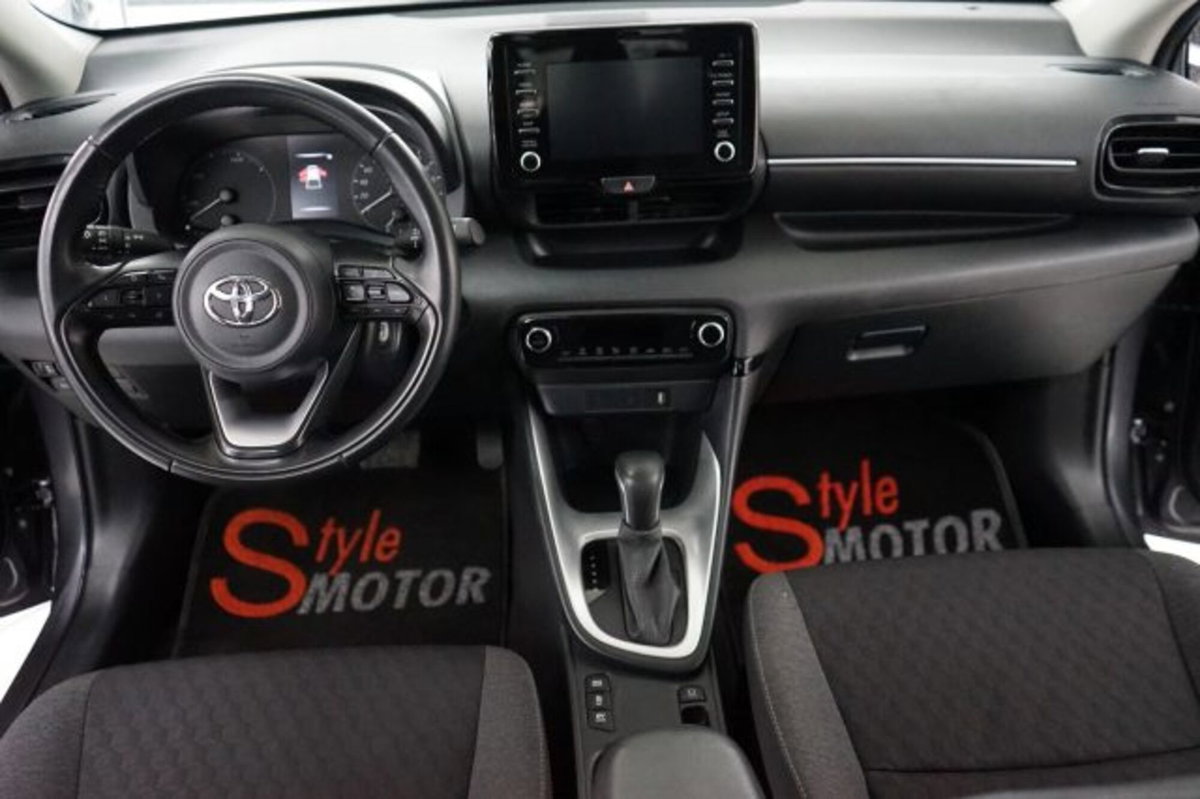Toyota Yaris Cross 1.5 Hybrid 5p. E-CVT Premiere (5)