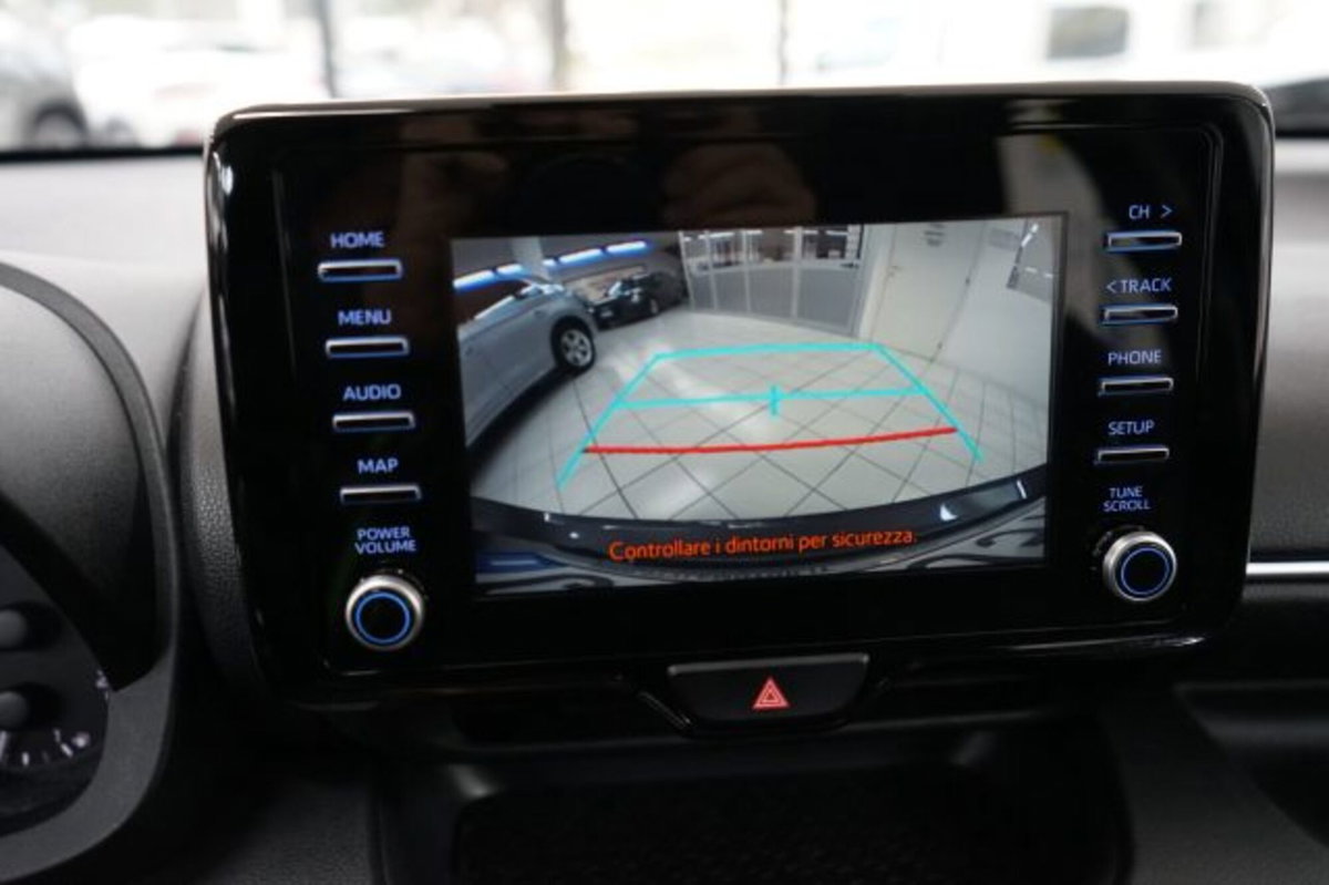Toyota Yaris Cross 1.5 Hybrid 5p. E-CVT Premiere (6)