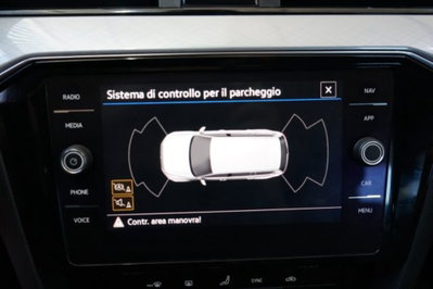 Volkswagen Passat Variant 2.0 TDI SCR EVO DSG Business (12)
