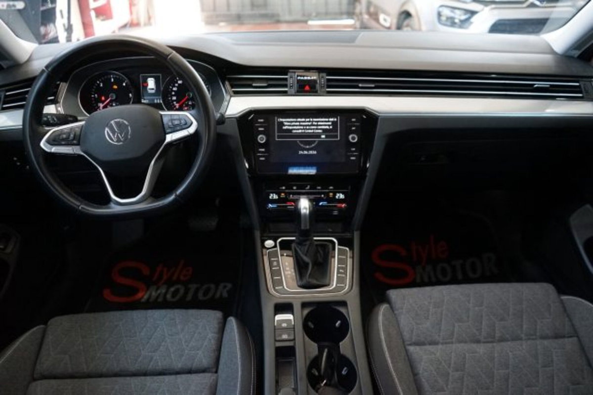 Volkswagen Passat Variant 2.0 TDI SCR EVO DSG Business (5)