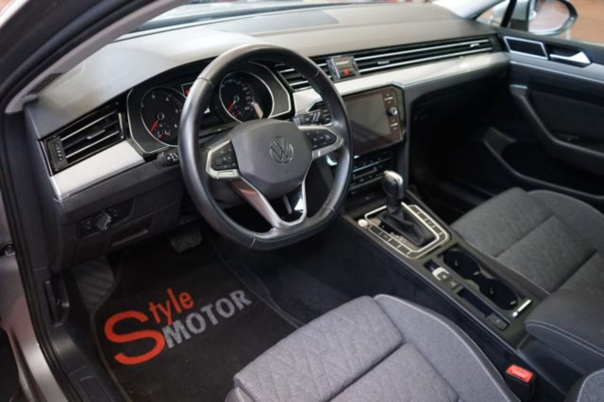 Volkswagen Passat Variant 2.0 TDI SCR EVO DSG Business (6)